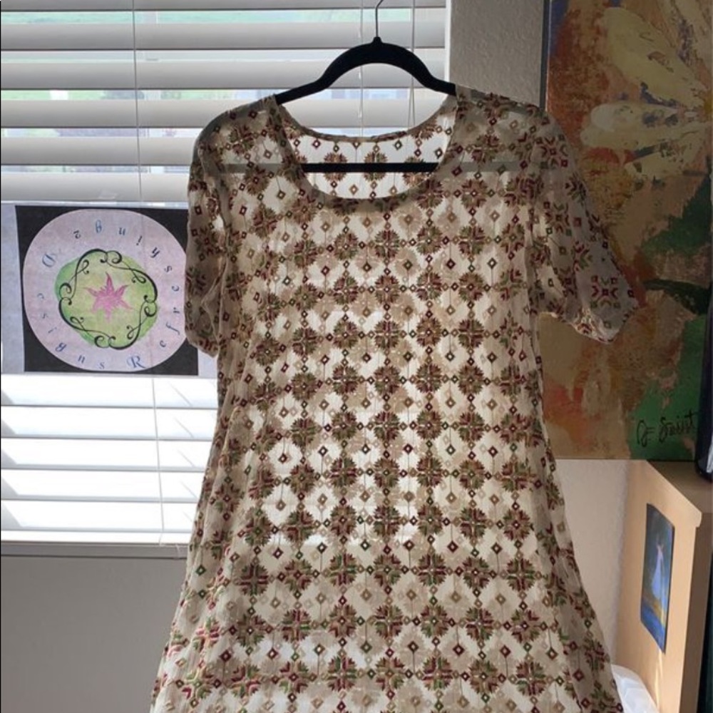 Red Gold and Green Embroidered print Dress⭐️